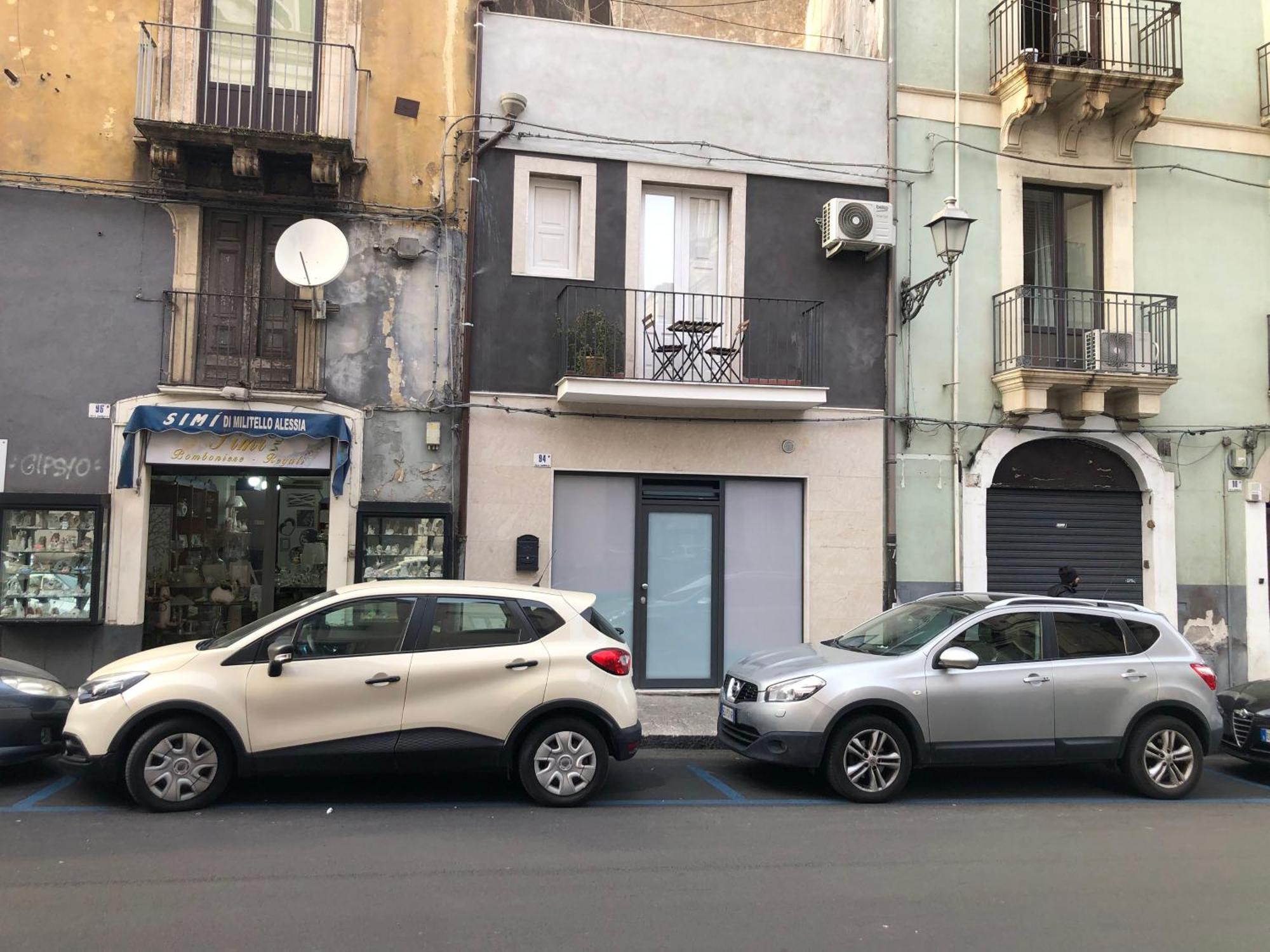 הוילה קטאניה Garibaldi 94- Intera Casa A 2 Passi Dal Duomo מראה חיצוני תמונה